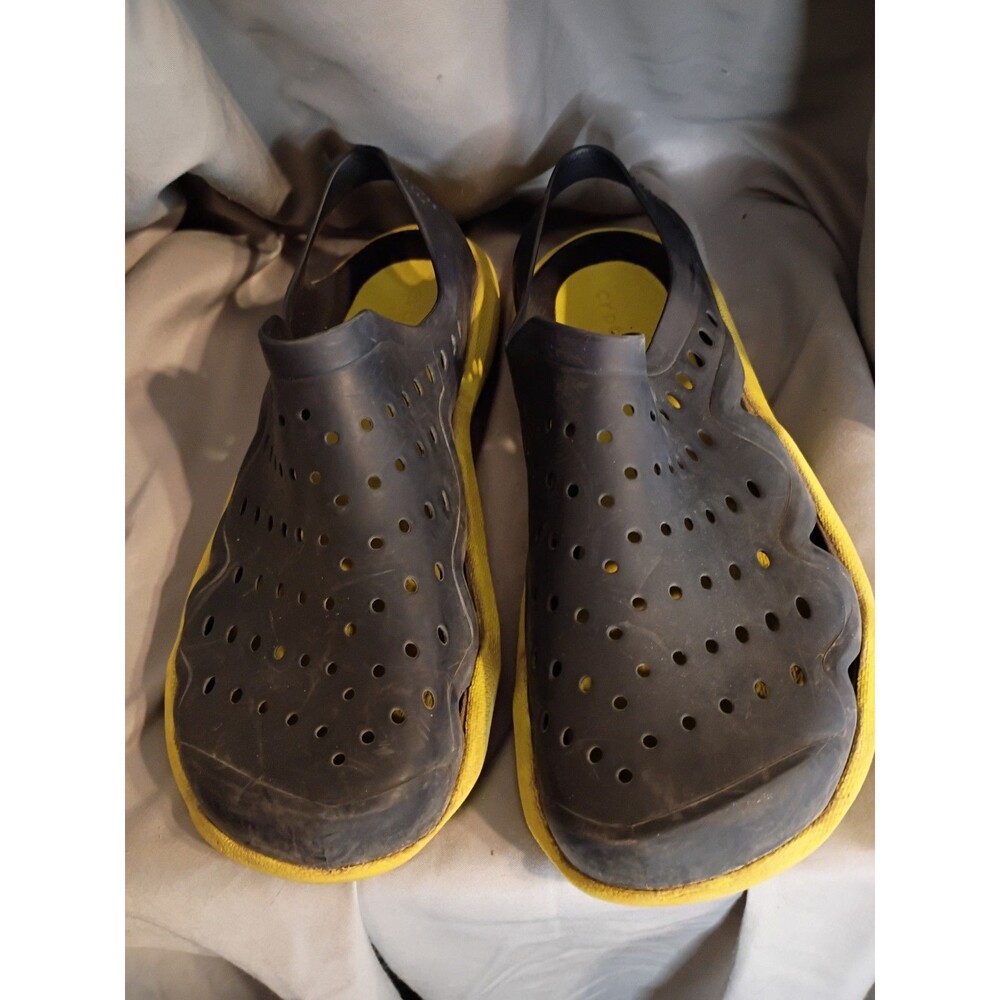 Crocs Men's Swiftwater Wave Sandals Black Yellow Sz 6 Iconic Comfort Waterproof
